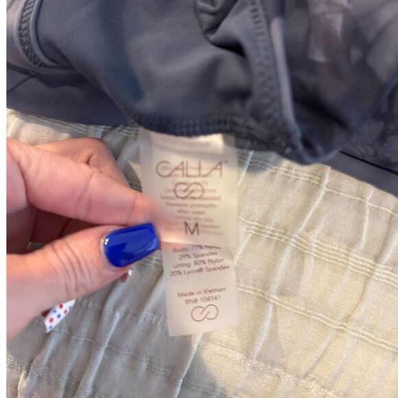 CALIA Sports Bra - Picture 2 of 5